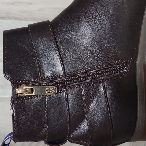 Tommy Hilfiger Womens 7.5M Julie3 Brown Ankle Booties‎ Zippered Biker Moto - Picture 11 of 12